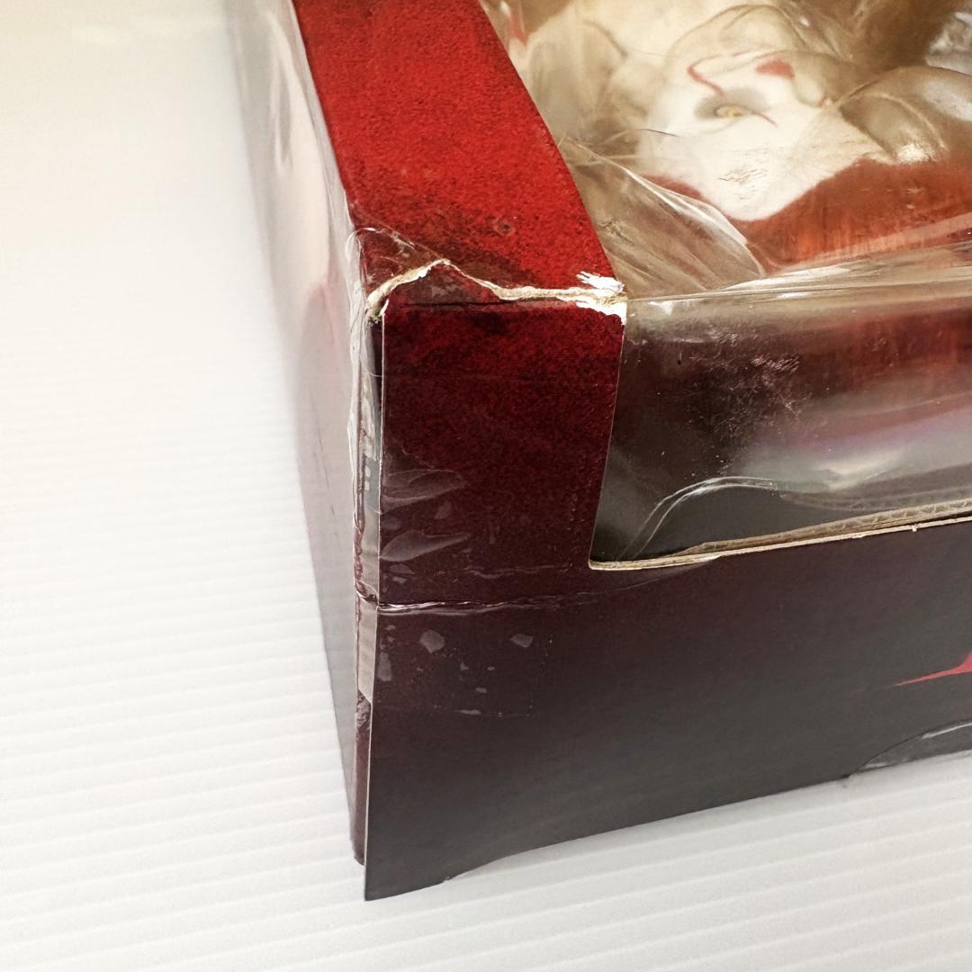 【びに様】ペニーワイズ フィギュア IT Living Dead Dolls