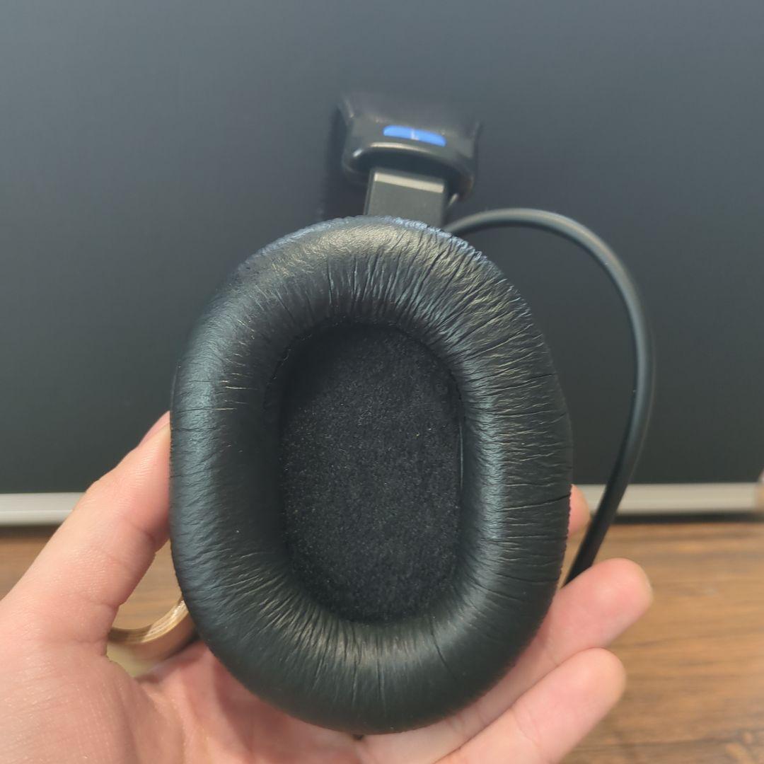 ヘッドホン SONY MDR-7506