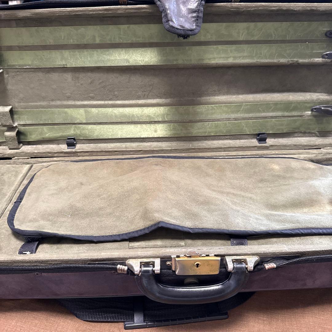 スーパーライト　限定バイオリンケース