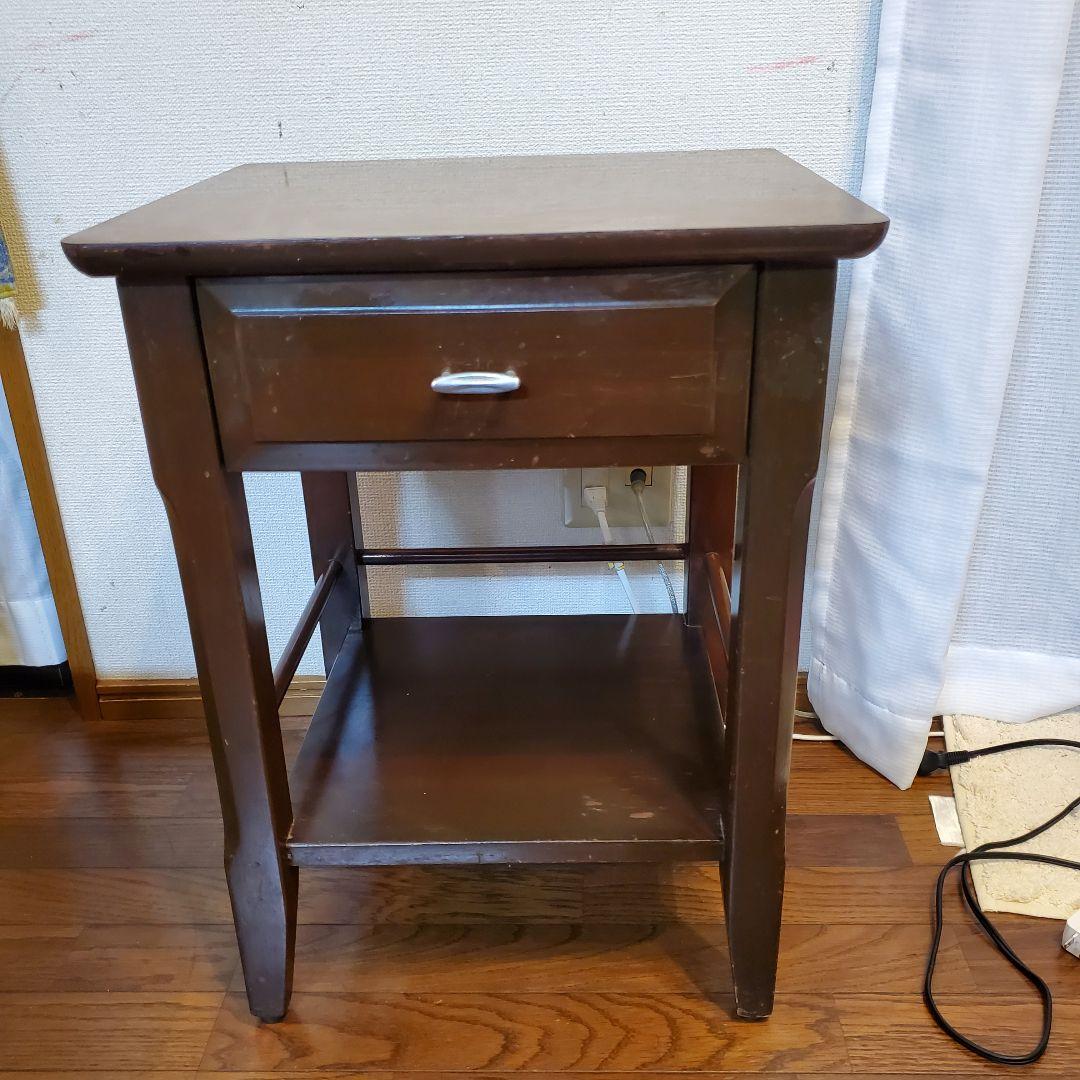 CHARI様　USA、ヴィンテージ，メープルナイトテーブル