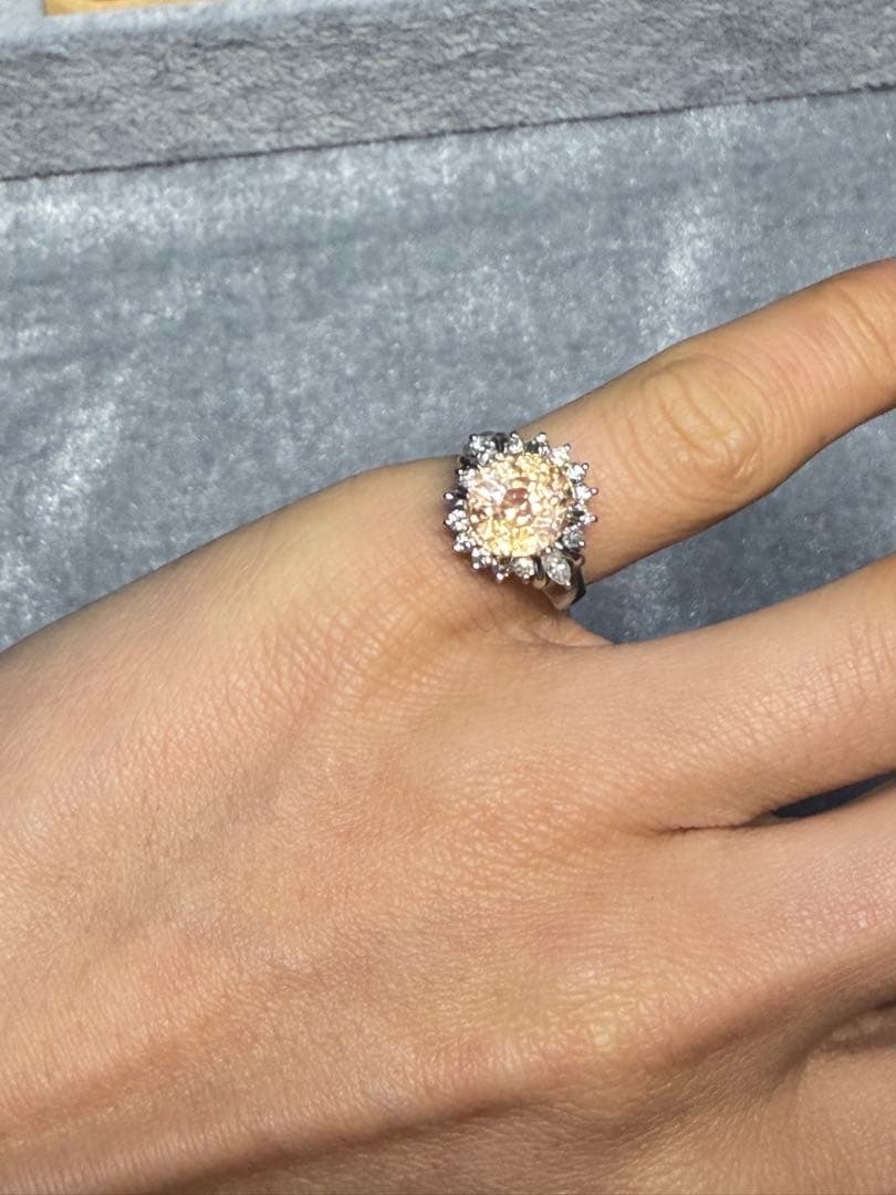 定価百万以上三越ブランドパパラチアカラー サファイア ダイヤモンド リング