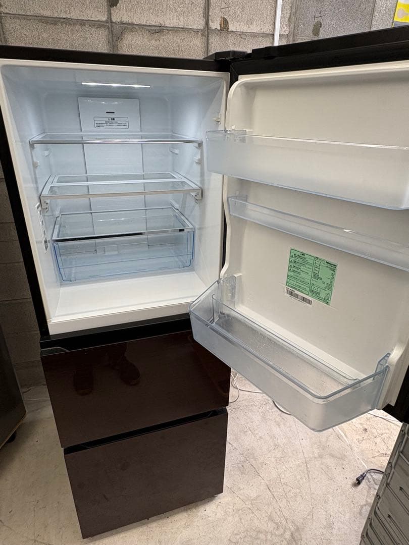 Hisense 2022年 282L 3ドア冷蔵庫