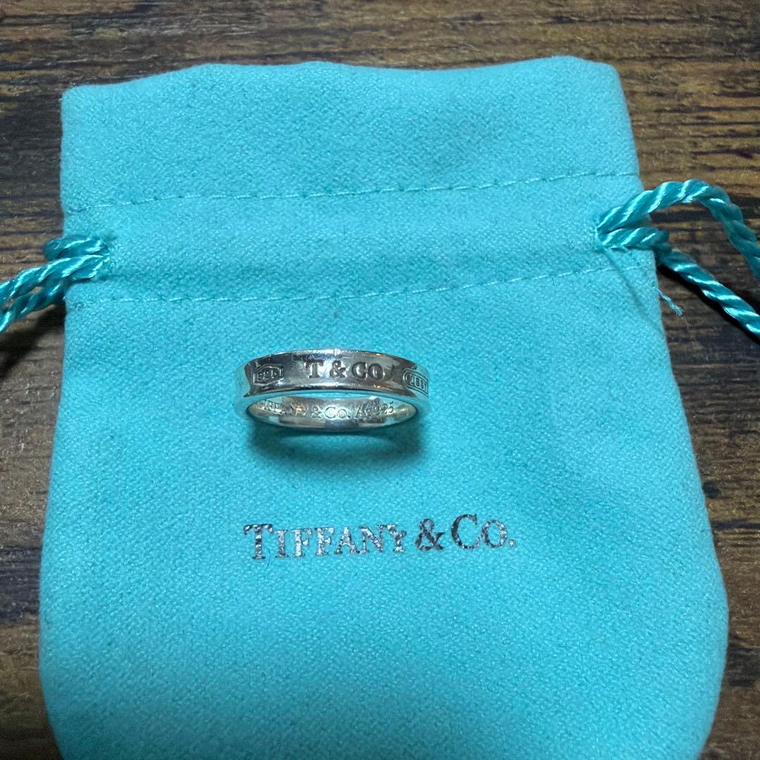 Tiffany & Co. ナローリング 9号
