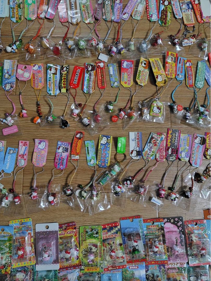 ハローキティ 根付け ストラップ チャーム ペン　キーホルダー　240点　#12