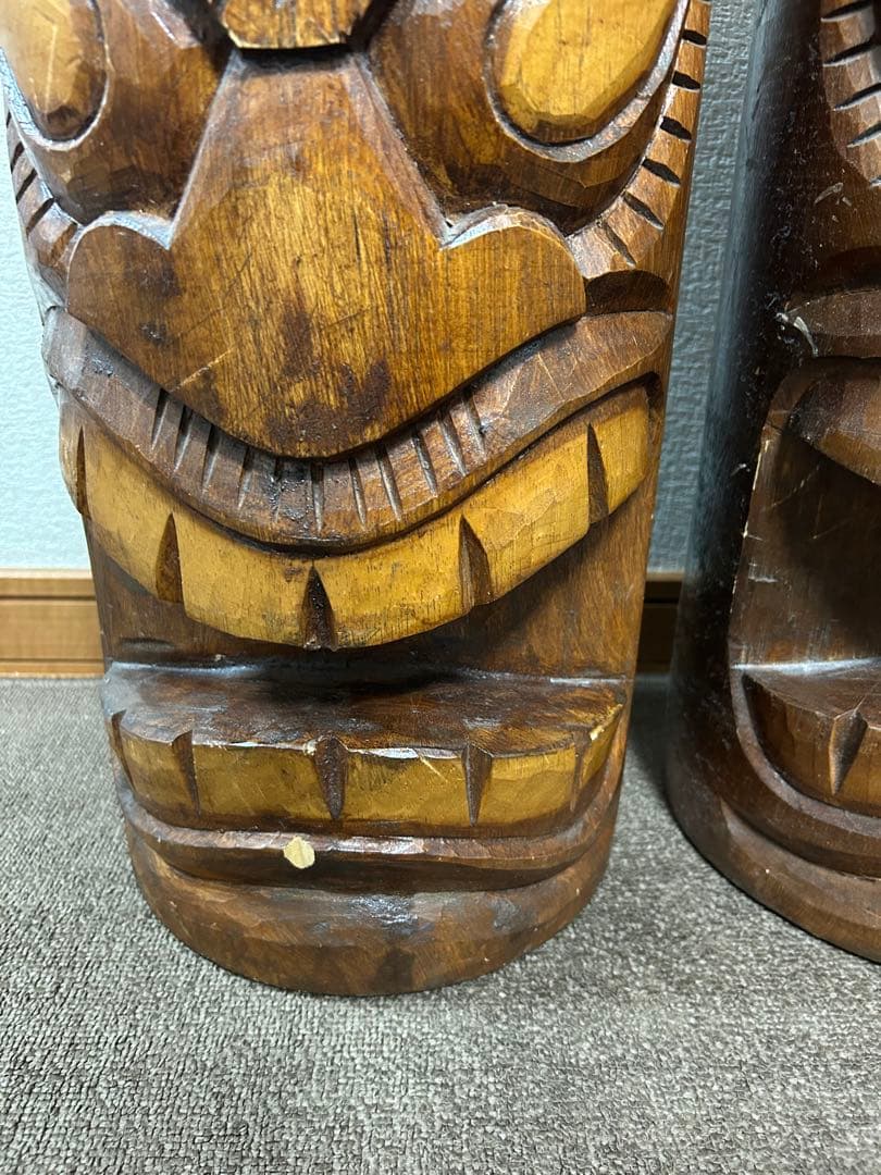 ティキ　直径24cm前後×高さ48cm前後