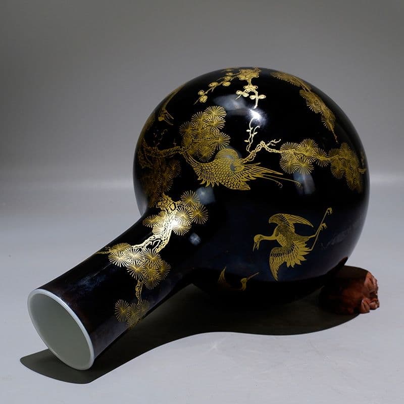 清康熙烏金釉本金手描き松鶴延年天球瓶 景徳鎮 陶磁器 装飾品現代工芸品美術品置物