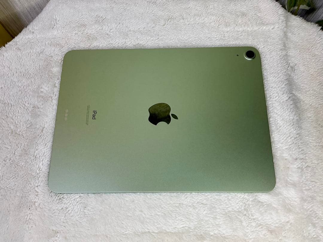 iPad Air 4 Wifi 10.9インチ ミッドナイトグリーン 本体