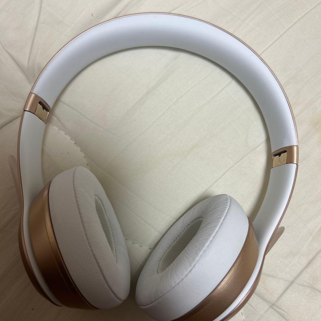 beats ヘッドホン （未使用）