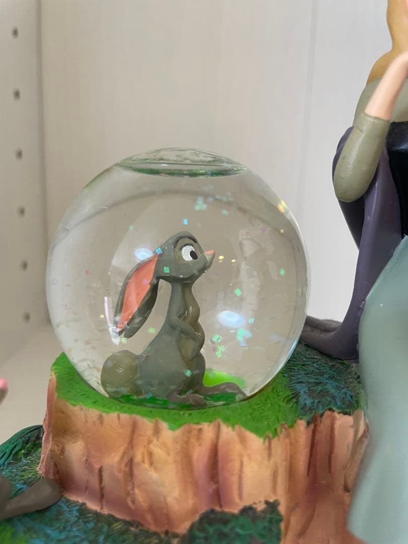 【数量限定】DisneyStore ブライアローズ スノーグローブ