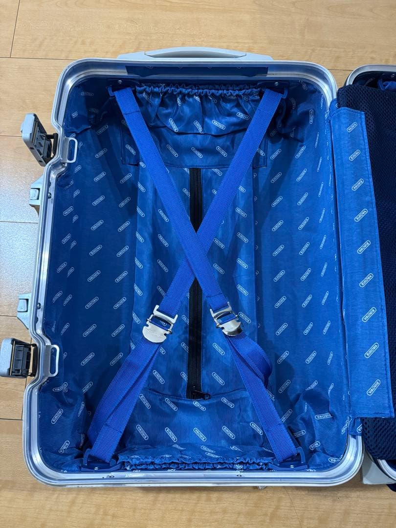 RIMOWA シルバーインテグラル