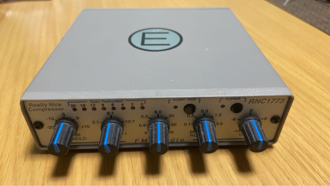 FMR Audio RNC1773（E） コンプレッサー