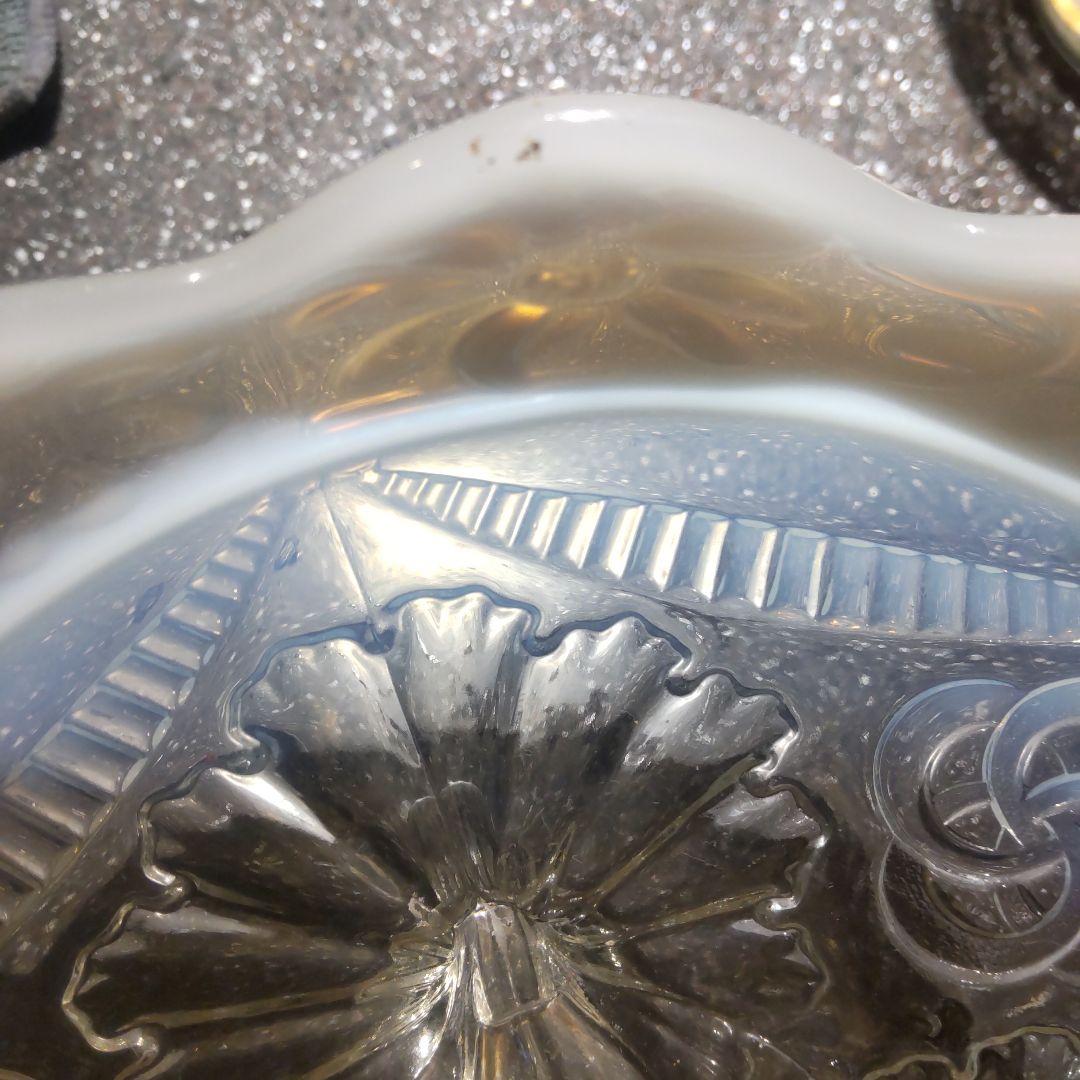 ノースウッド　ラッフルデイジーバンド オパールセント　スクロール飾り脚付きボウル