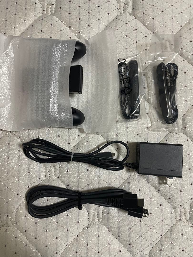 【美品】Nintendo Switch 有機ELモデル