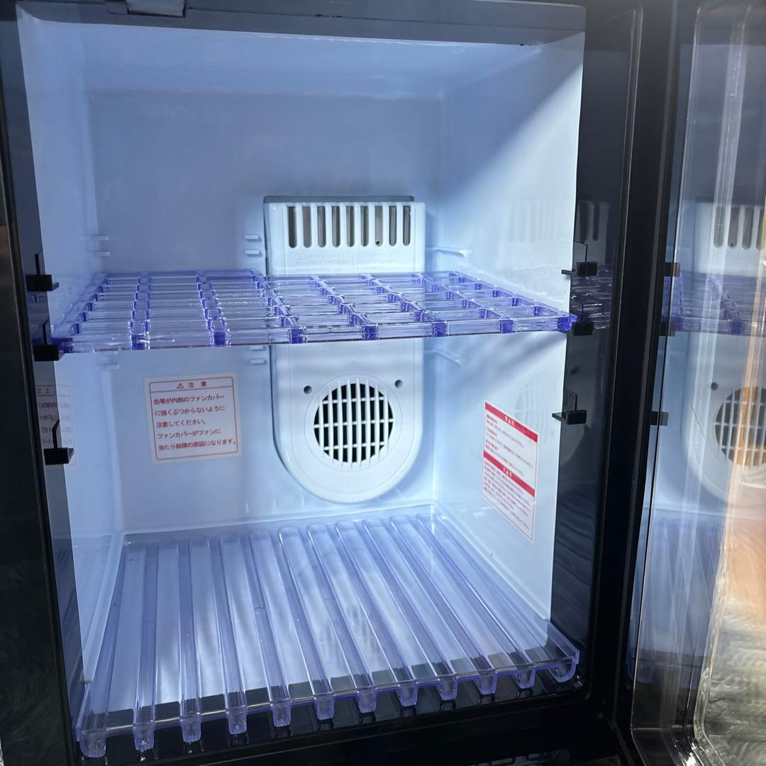 ミニ冷蔵庫 デジタル温度表示付き 保温も可能