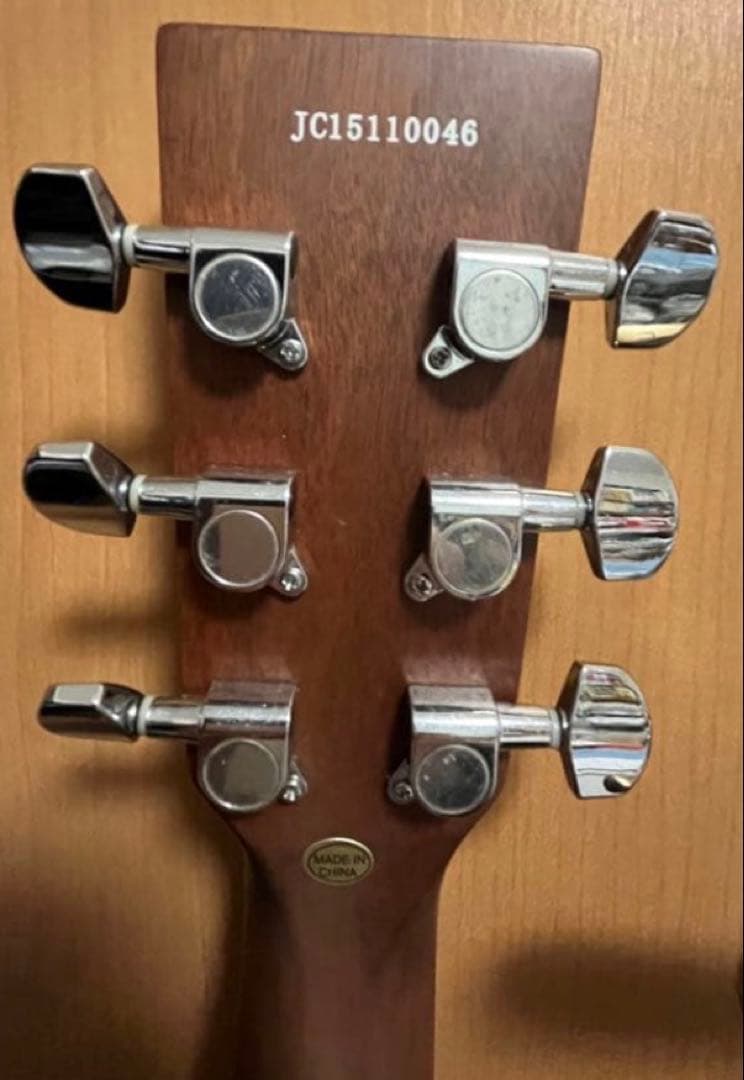 アコースティックギター　kaedeera