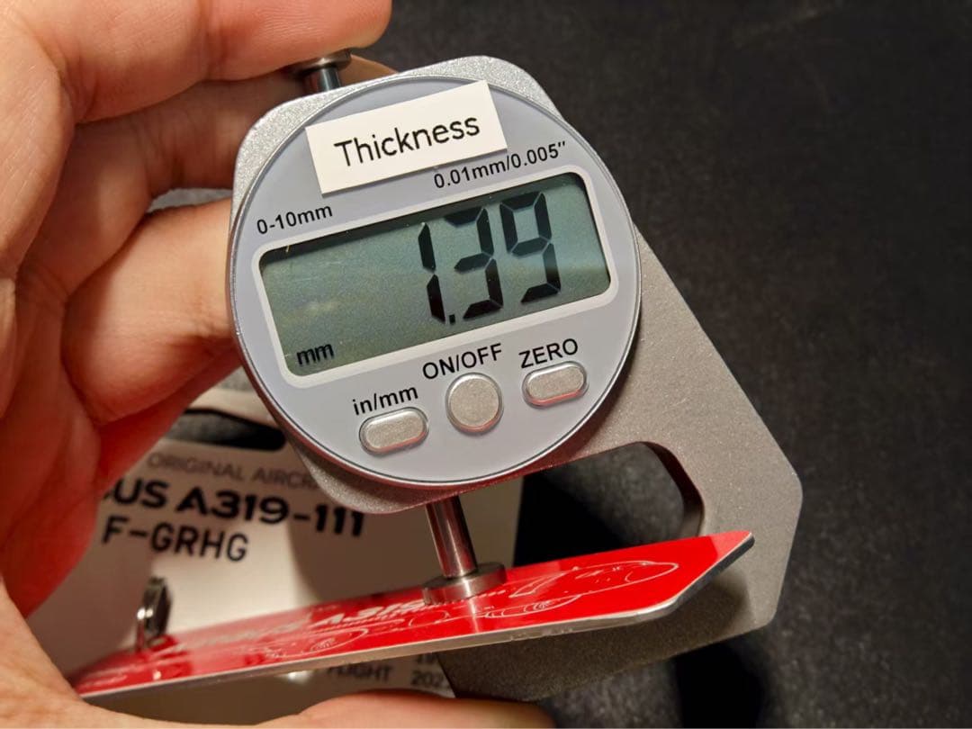 エールフランス Airlinertags A319-111 赤色