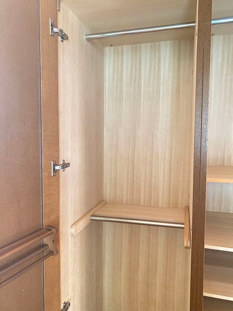 洋服クローゼット　洋ダンス　２枚扉　木製タンス　ワードローブ