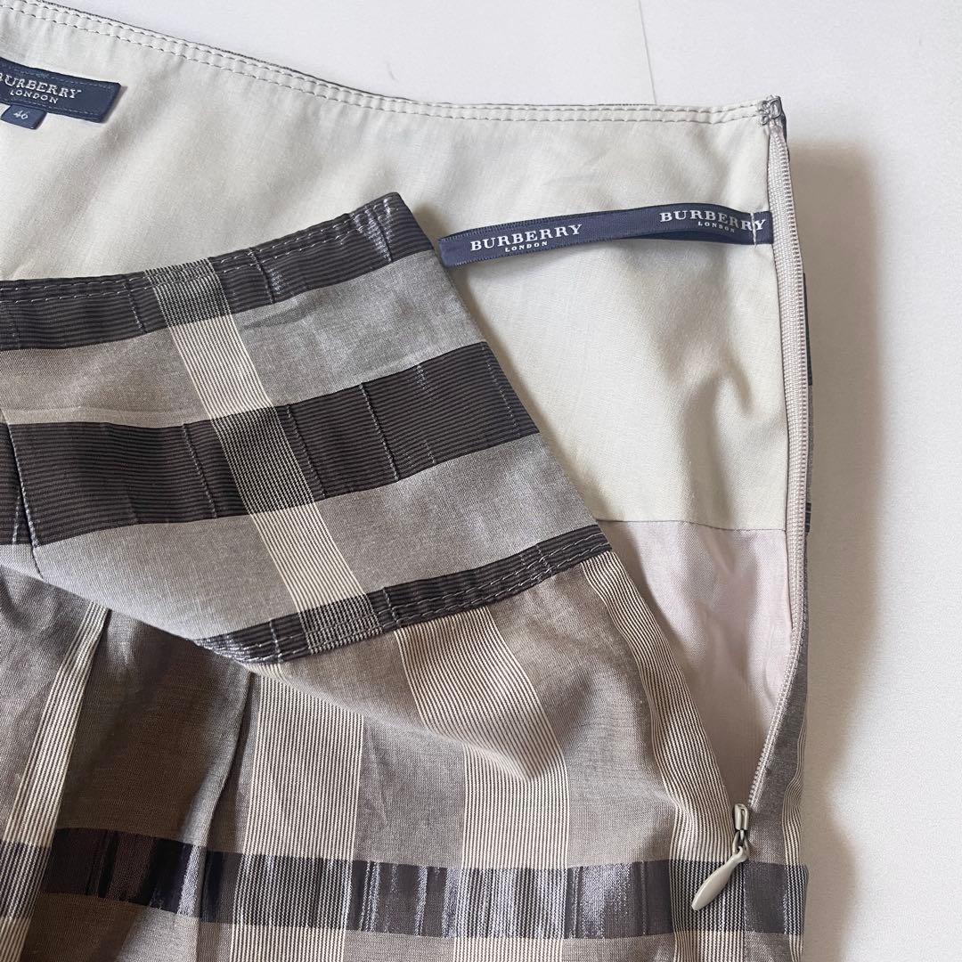 バーバリーロンドン 大きいサイズ 46 フレアスカート メガチェック シルク混