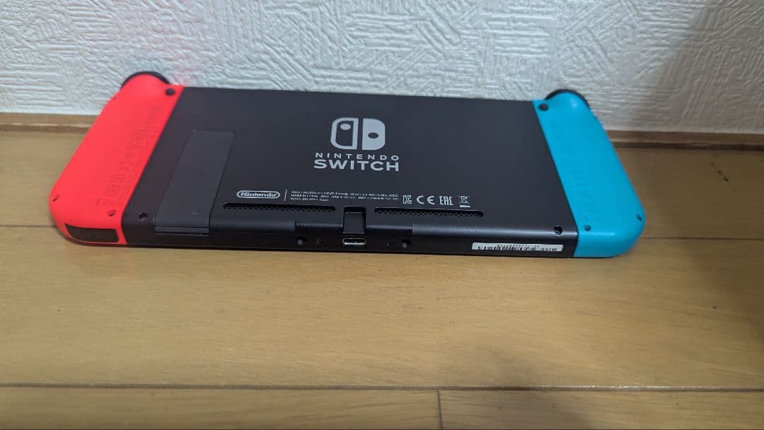 【初期化済み】ニンテンドー　switch本体