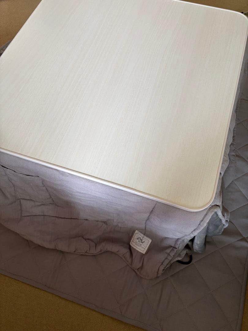 こたつ　布団・敷きパッド付き