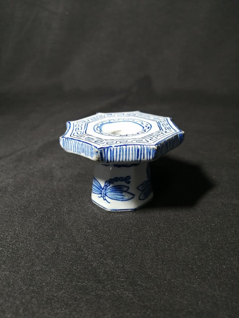 【茶道具】 時代オランダ蜻蛉絵蓋置　蓋置102