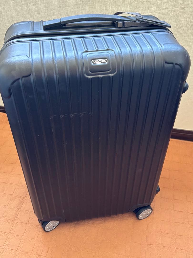 RIMOWAリモワサルサ　61L マットブラック4輪