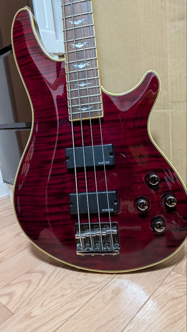 ベース Schecter Omen Extreme C-4