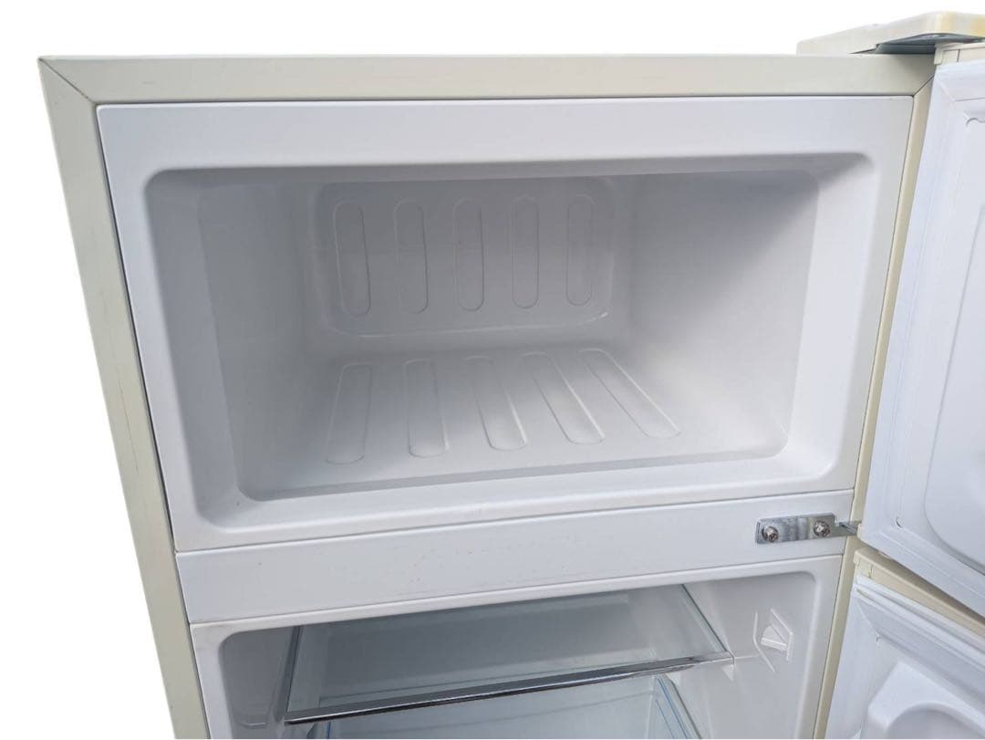 レトロ冷蔵庫　TQR-285WH　タンスのゲン