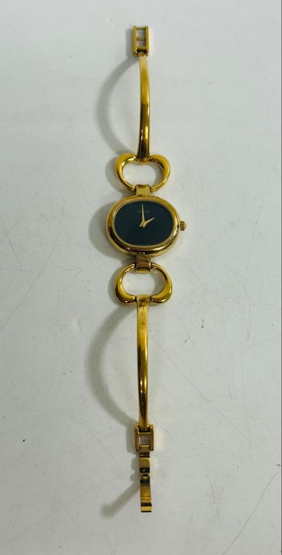 GUCCI ゴールド クォーツ時計　腕時計　1600I