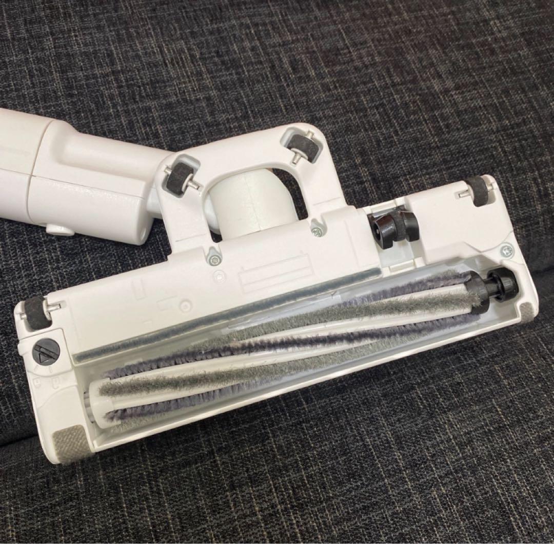 Panasonic コードレススティック掃除機 MC-SB33J-W