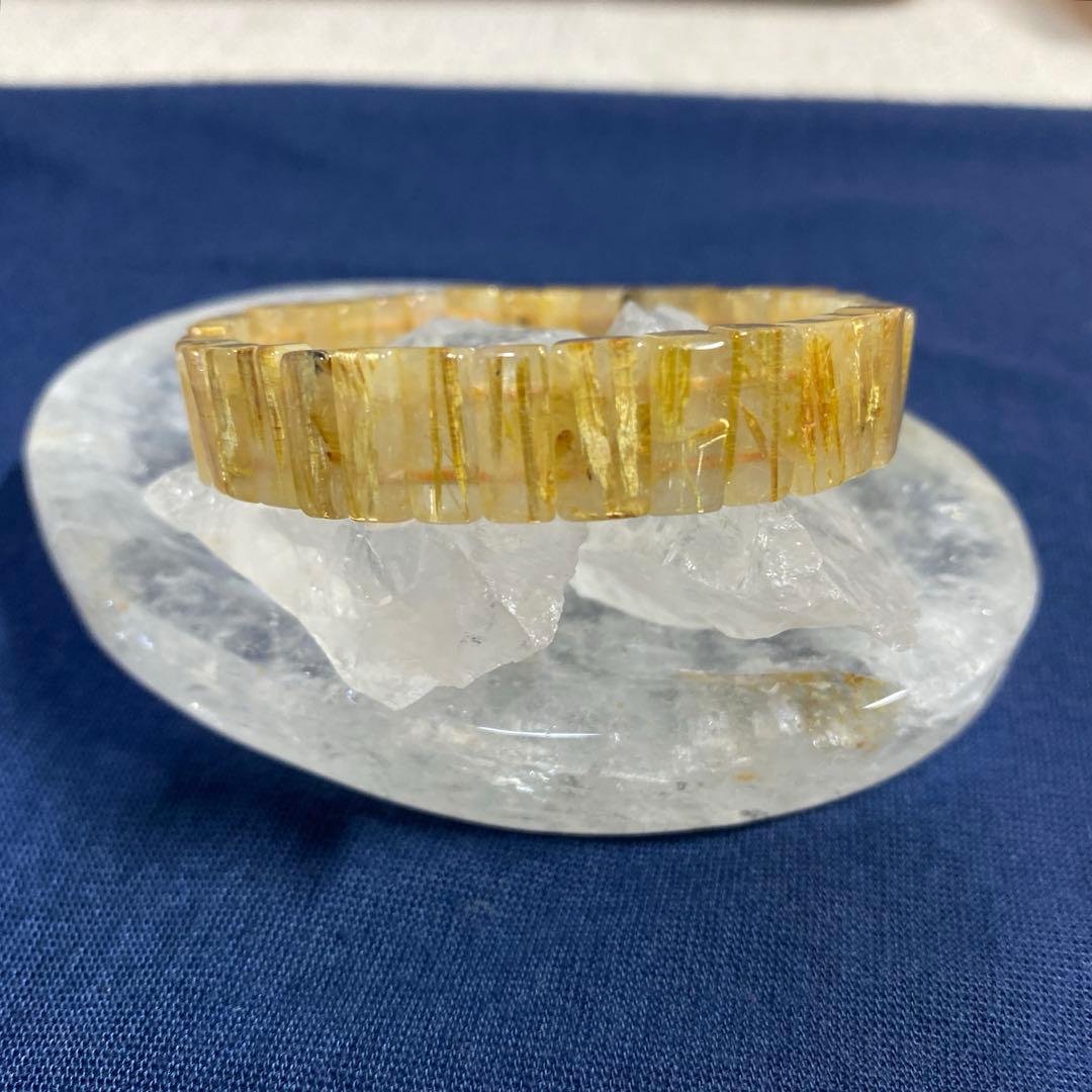 セール中‼️天然石　タイチンルチル　バングル　太針　パワーストーン　約16,5cm