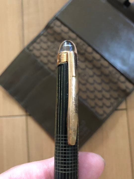 ボールペン　手帳