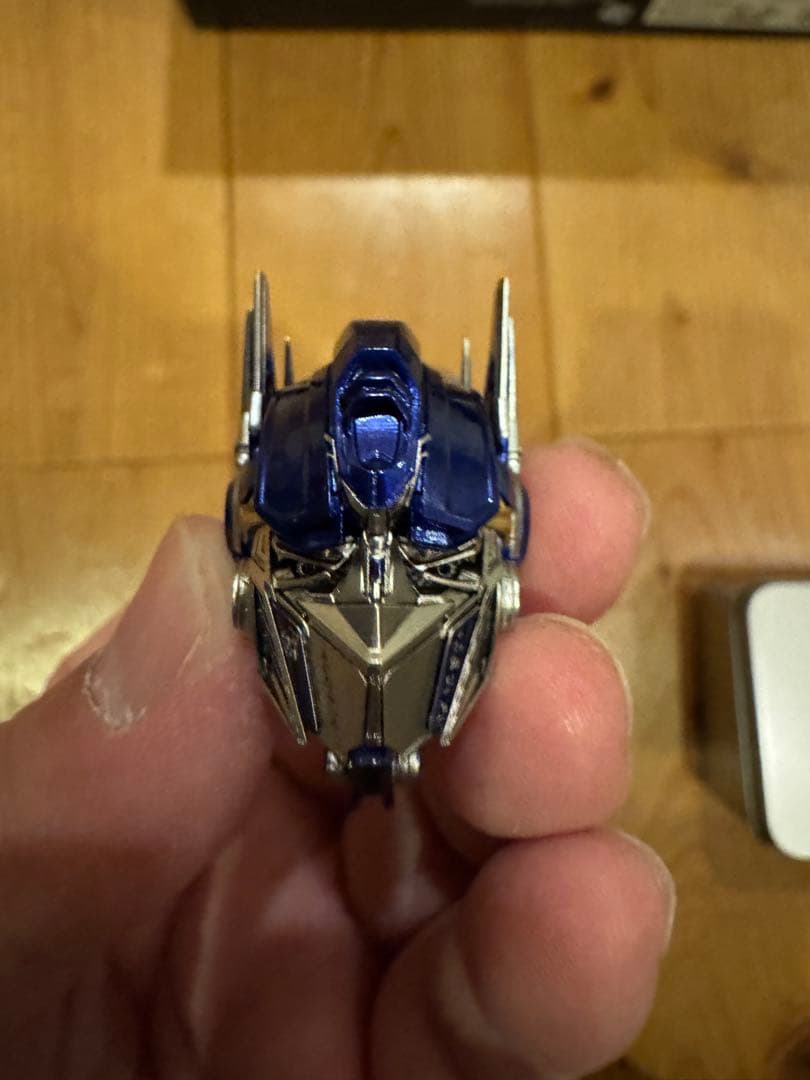 トランスフォーマー　スリーゼロ　DLX オプティマスプライム　threezero