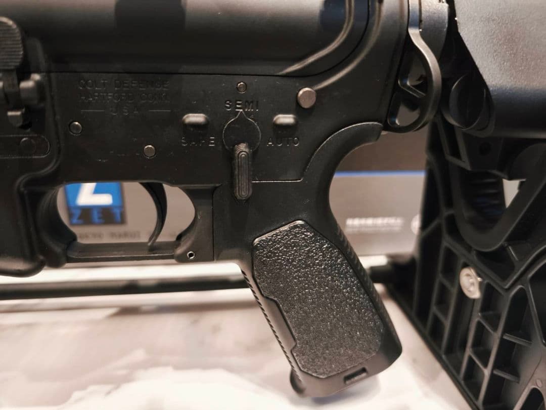 およ　東京マルイ　cqbr　block1　ドットサイト、スタンド付き