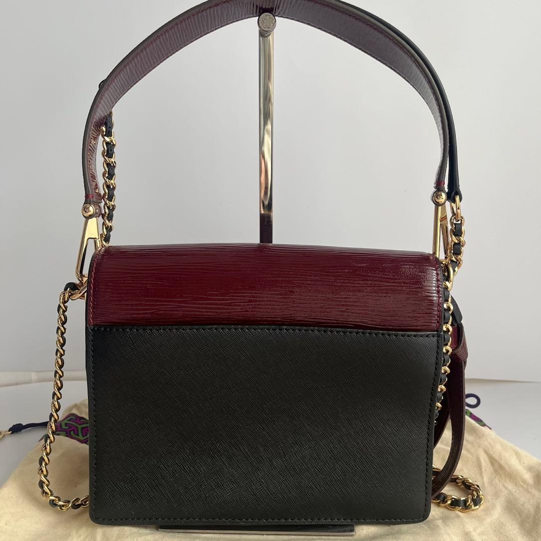 ✨未使用保管✨　Tory Burch ショルダーバッグ　レザー　パテント