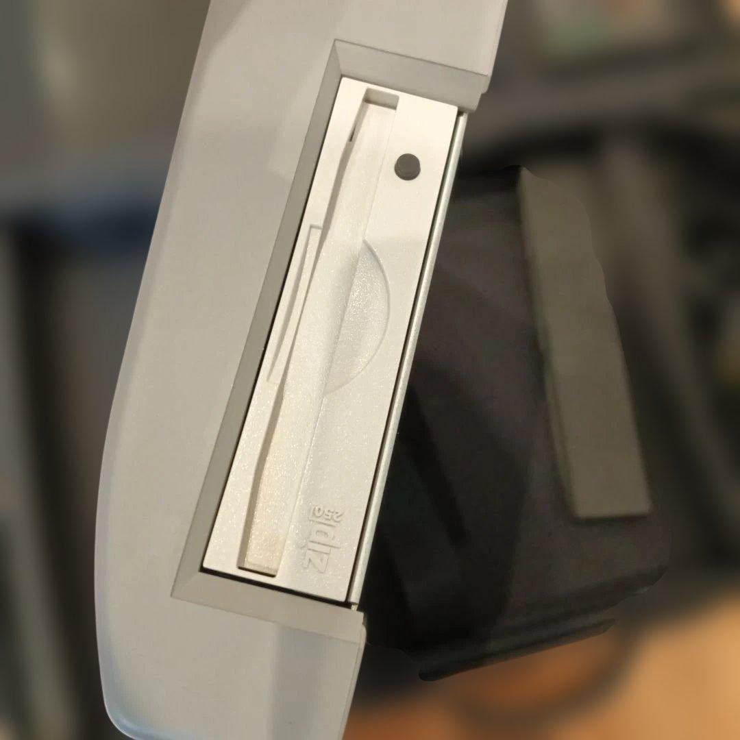 ROLAND　VS-840EX マルチトラックレコーダー　ケース　説明書あり