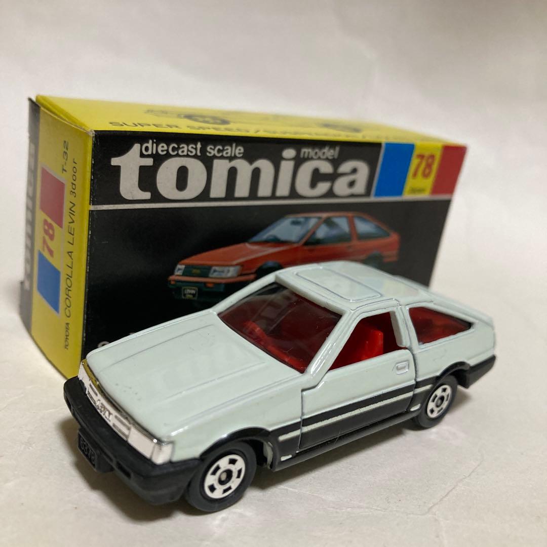 トミカトヨタカローラレビンです。AE86 日本製 スーパーギフトSG