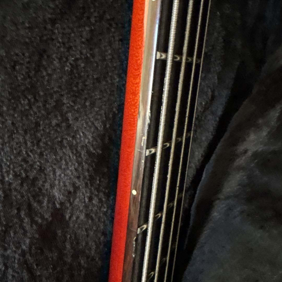 ベース Epiphone Thunderbird IV