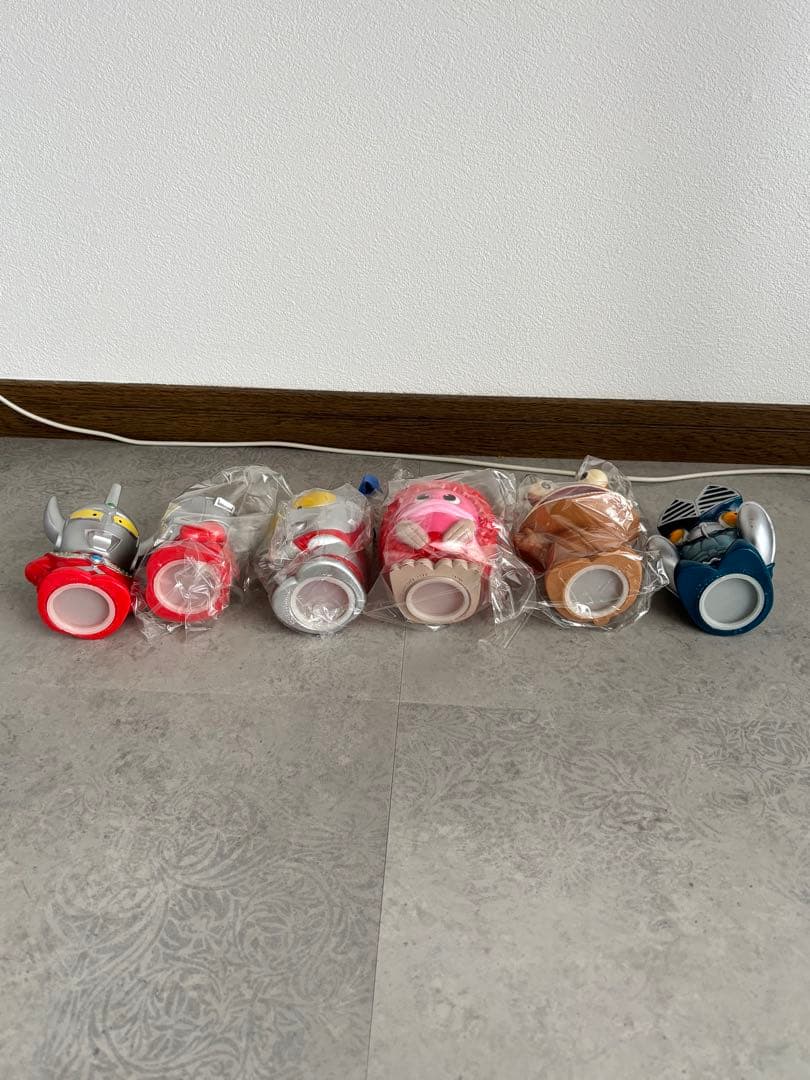 ウルトラマンソフビ貯金箱 6体セット 大和銀行