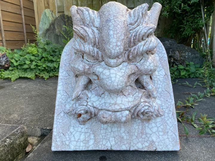 大幅値下げ！鬼板師による手作りの鬼瓦の置物になります。