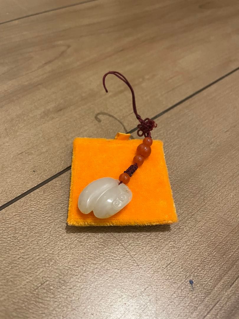 玉アクセサリー　中国　玉彫大師　蒋喜作