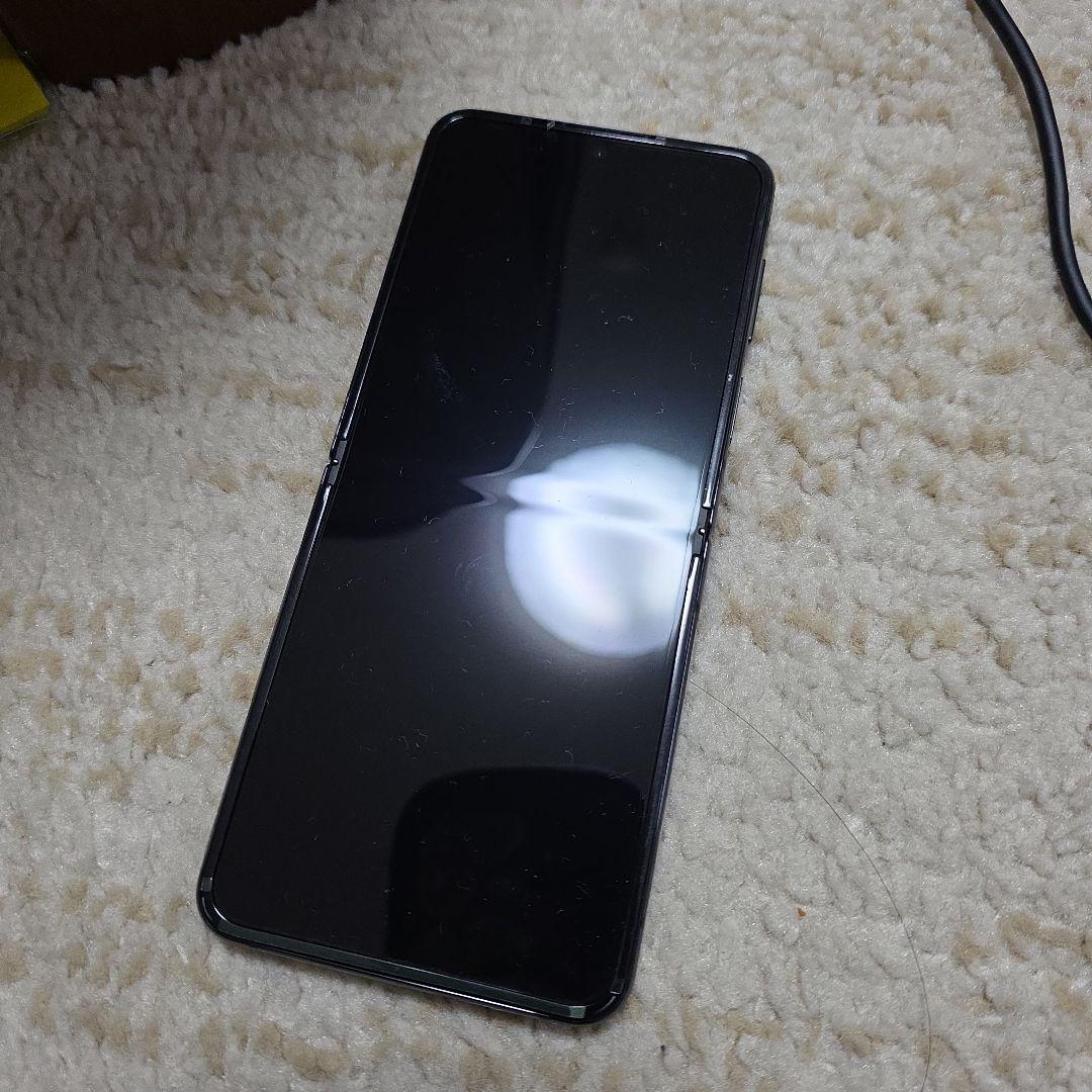 Samsung Galaxy Z Flip 4 グレー 本体