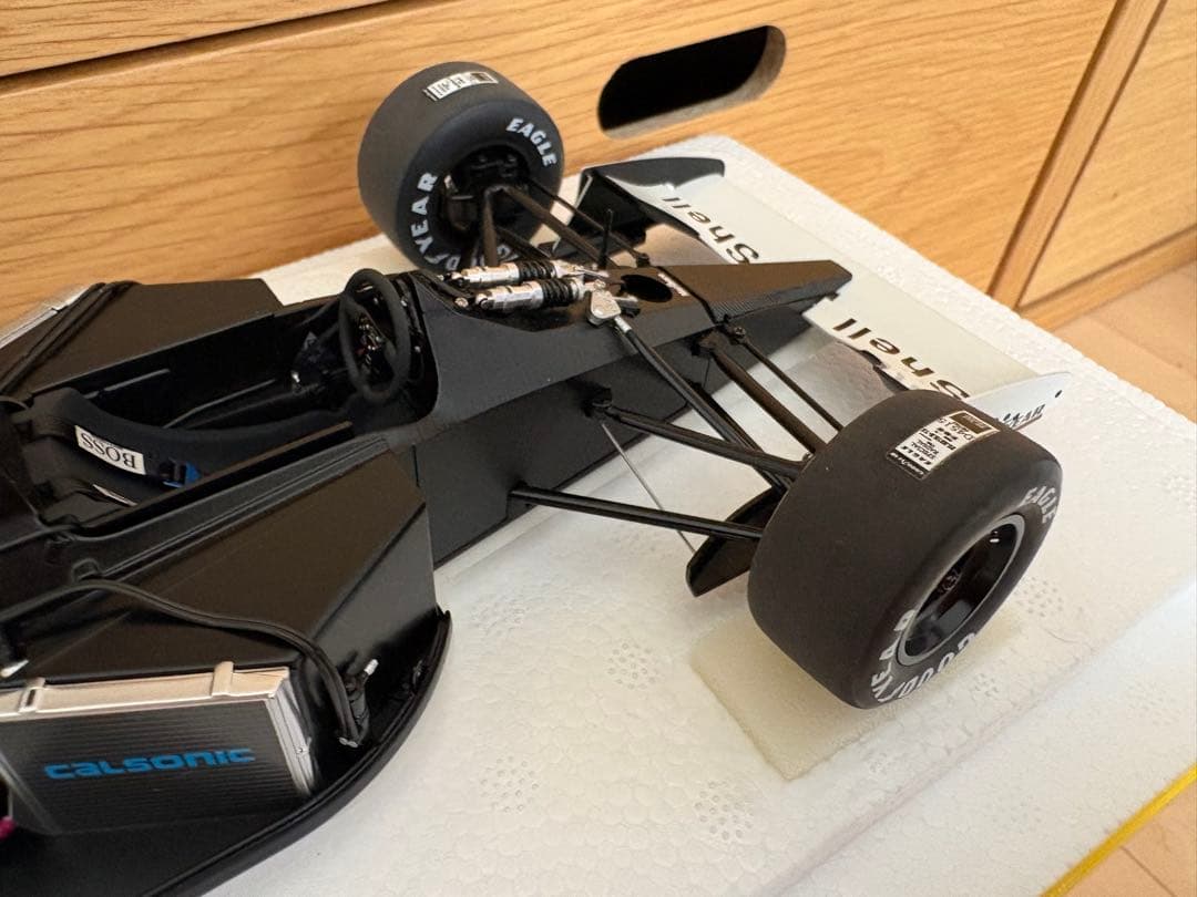 AUTOart1/18マクラーレンMP4/6マルボロデカールカスタム