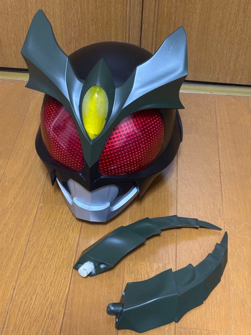 1／1 アトラク レプリカ コスプレ マスク　仮面ライダーギルス