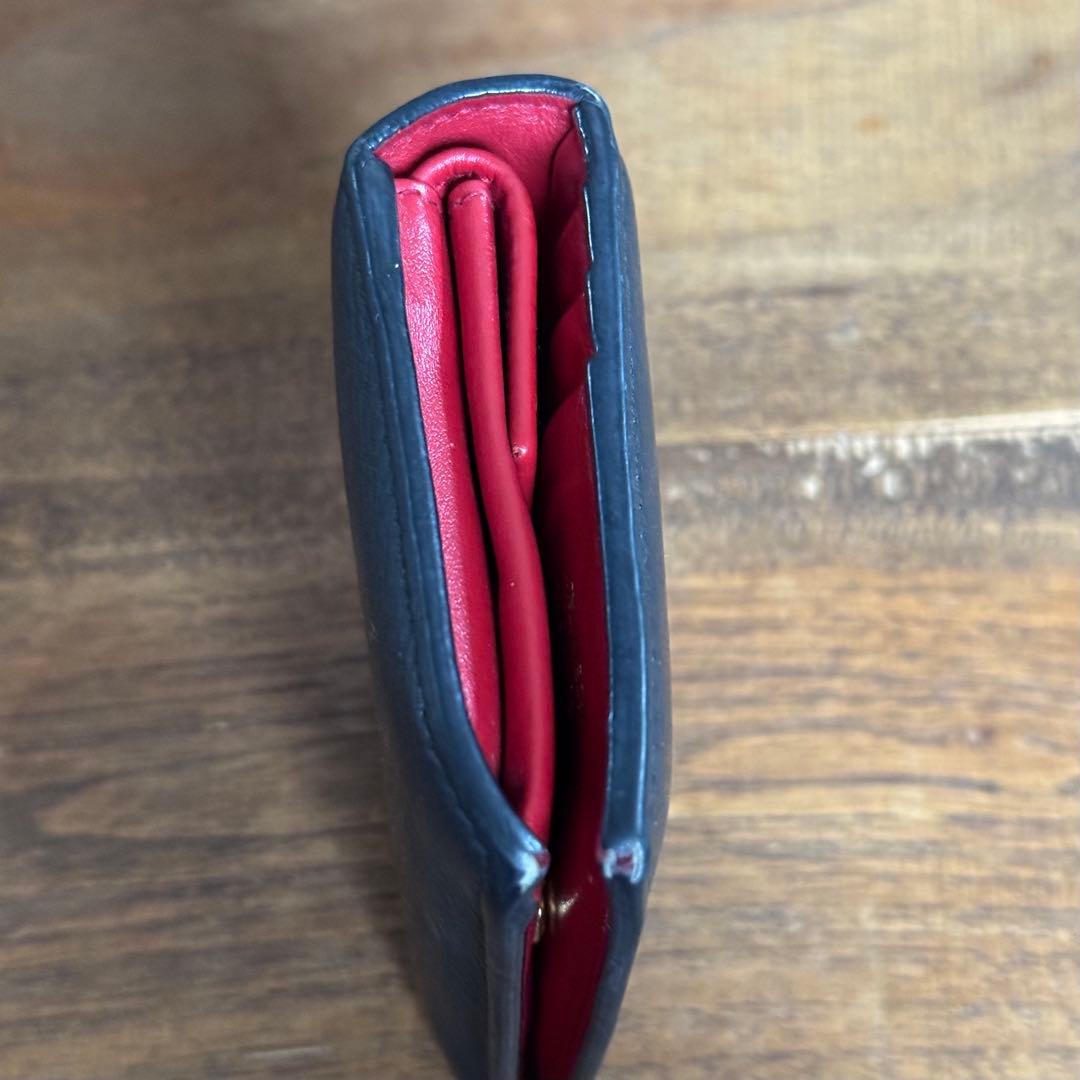 PRADA二つ折り財布