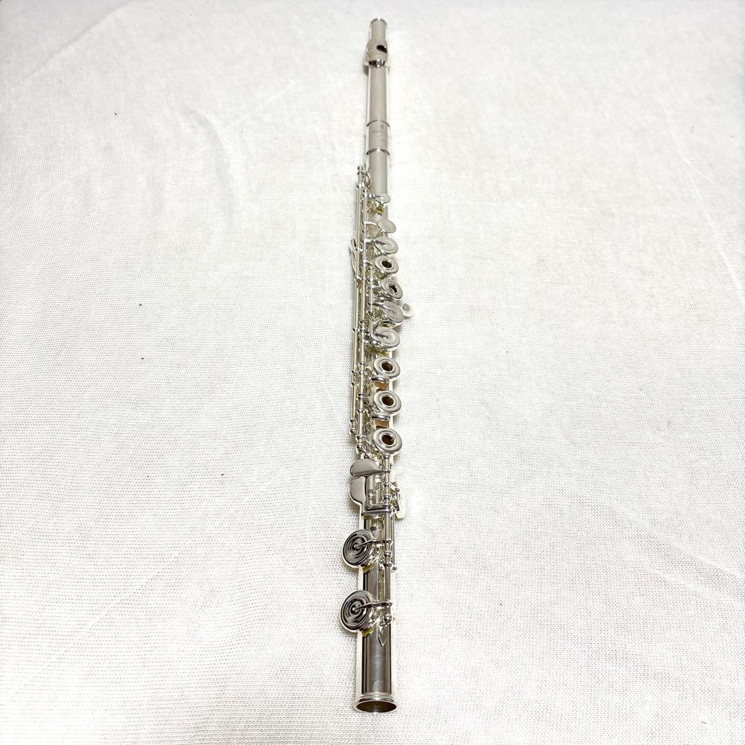Pearl Flute　使用期間約1年　頭部管銀製　彫刻あり　リングキイ