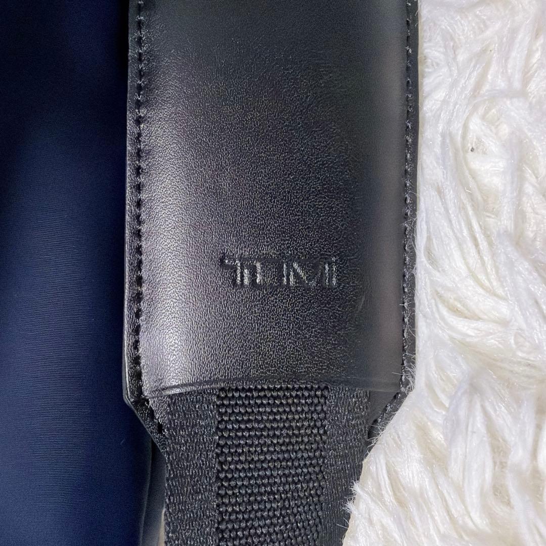 TUMIビジネスバックHarrisonサニーコンバーチブル・ブリーフ