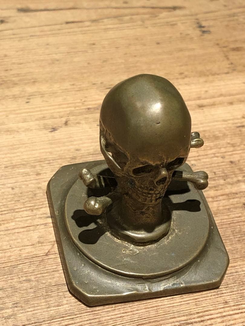 ビンテージ　スカル　髑髏　骸骨　ネイバーフッド　インダストリアル　weirdo