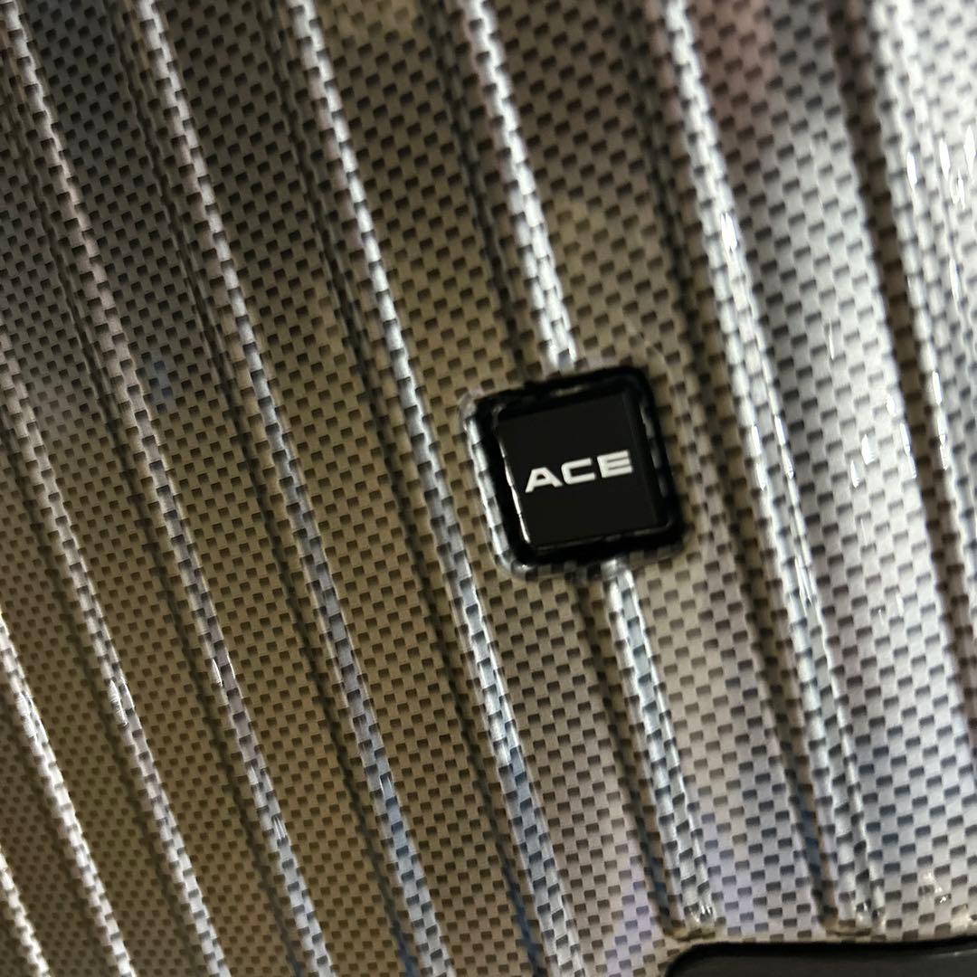未使用　ACE(エース) スーツケース mサイズ　ブラックカーボン