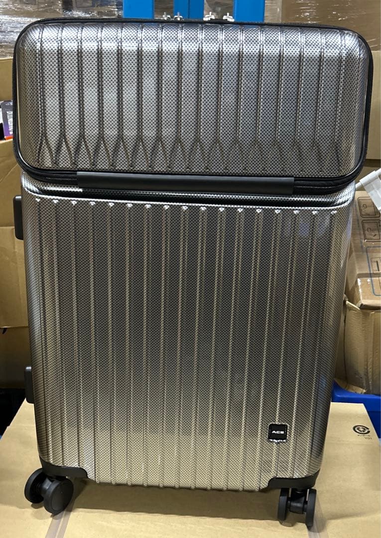 未使用　ACE(エース) スーツケース mサイズ　ブラックカーボン